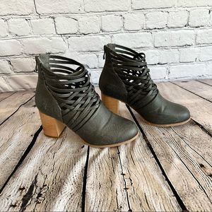 JG strappy ankle heeled booties
